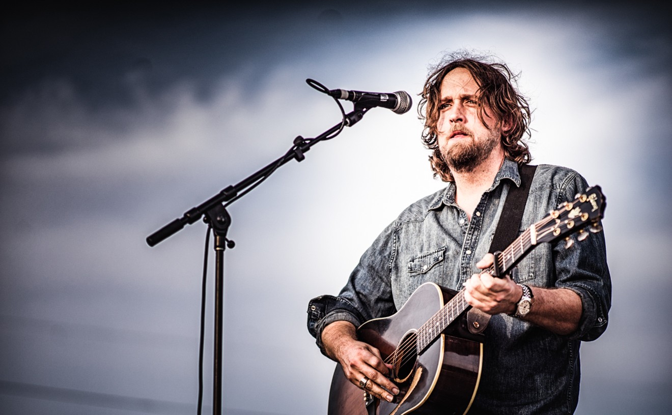 10 Best Concerts of the Week: Hayes Carll, Sean Paul, Chris Isaak and More