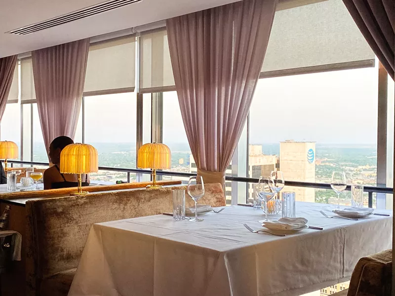 Image: monarch dining room