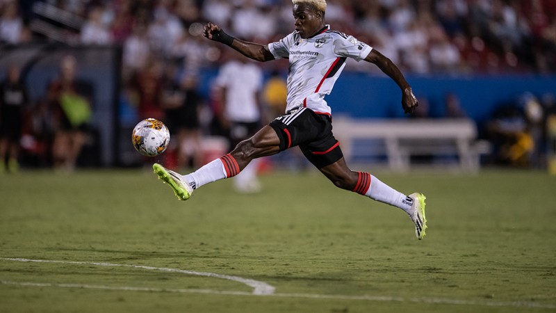 Bernard Kamungo makes a run for FC Dallas.