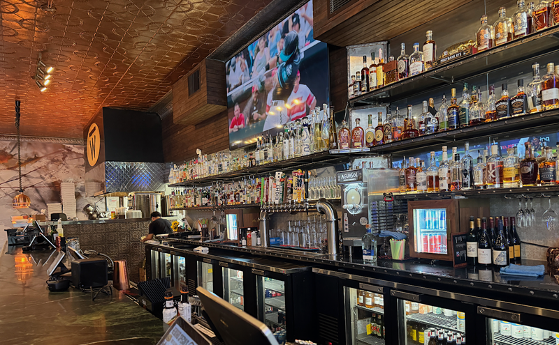 Image: Bar W