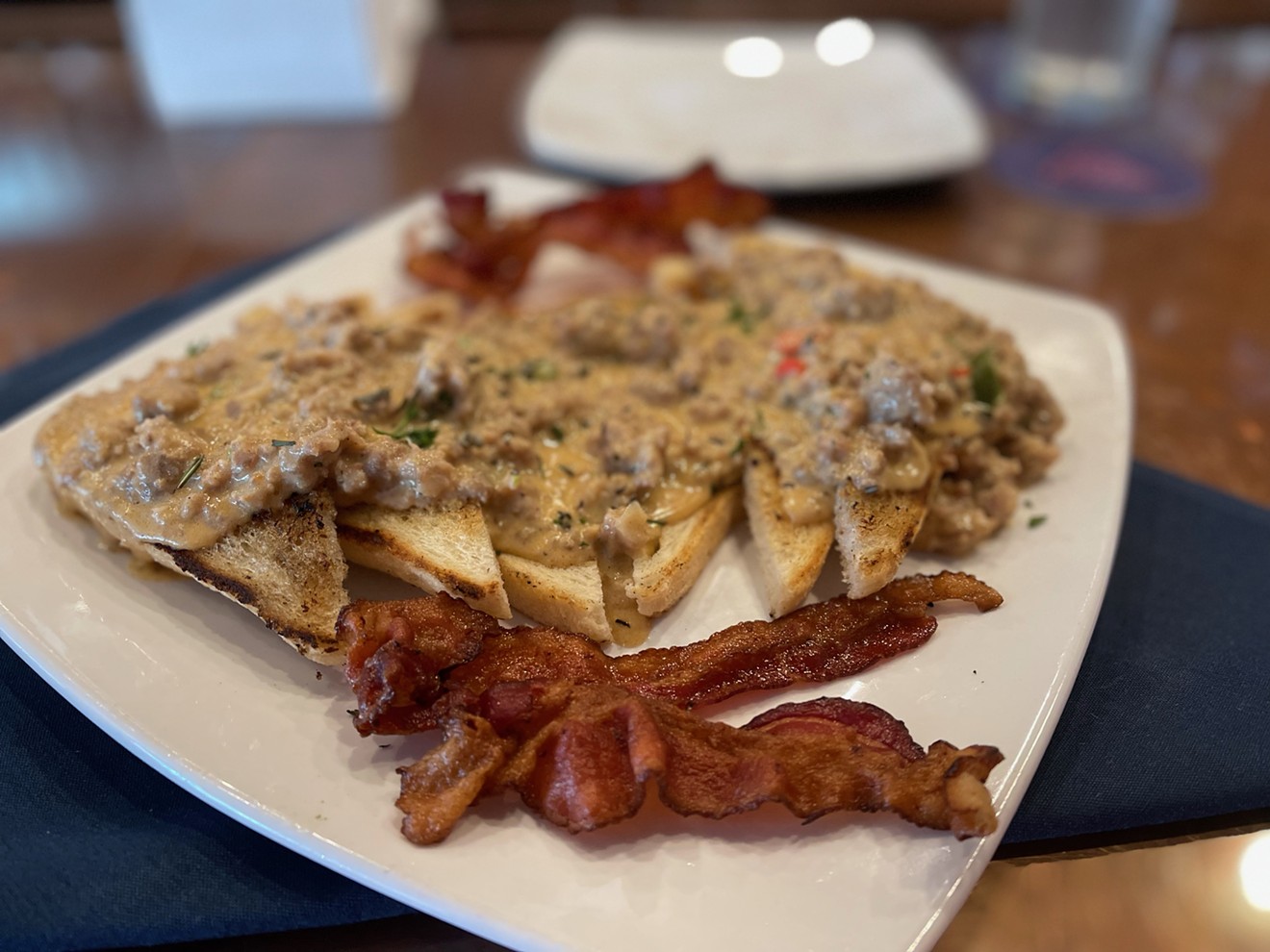 That'd be toast covered in sausage gravy with a side of bacon.