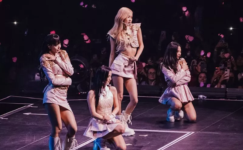Image: Blackpink Brought the Heat to American Airlines Center on Tuesday