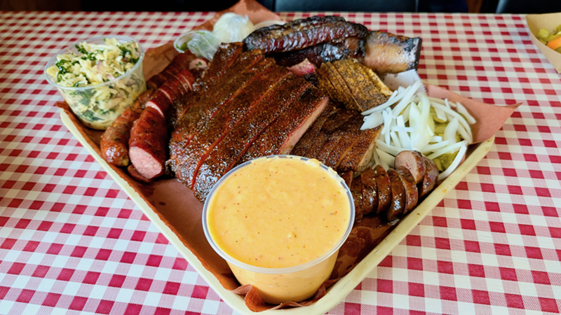 Image: Despite chilly temperatures, Cleaver was won over by Goldee's.