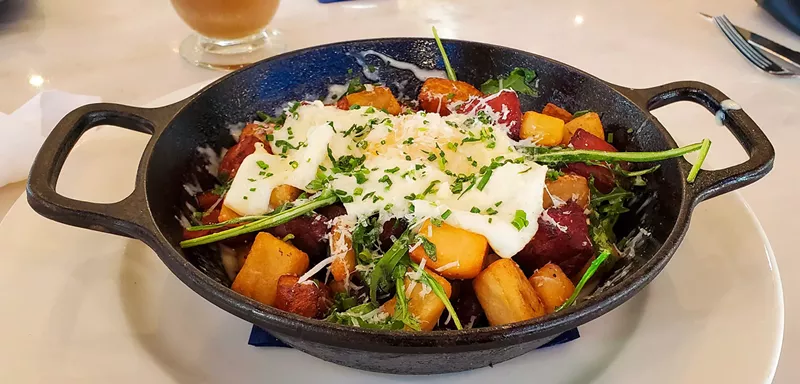 Image: Short rib hash at The Finch in Dallas