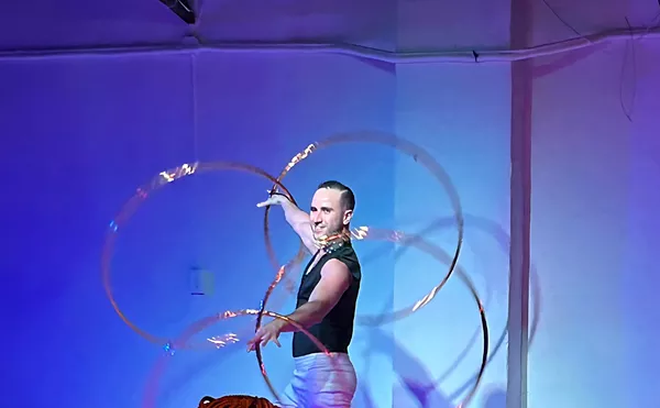 Image: Cabaret-Style Show Invites Deaf Artists, Allies to Have Their Main Character Moment