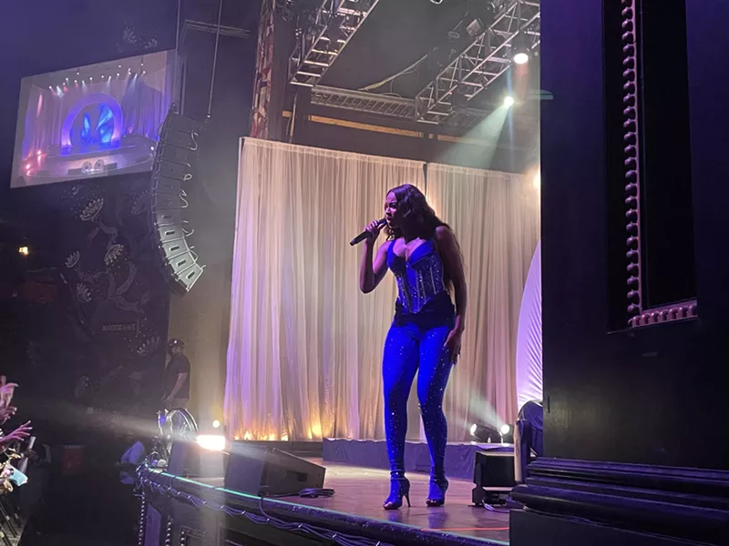 Image: Woman performing on stage