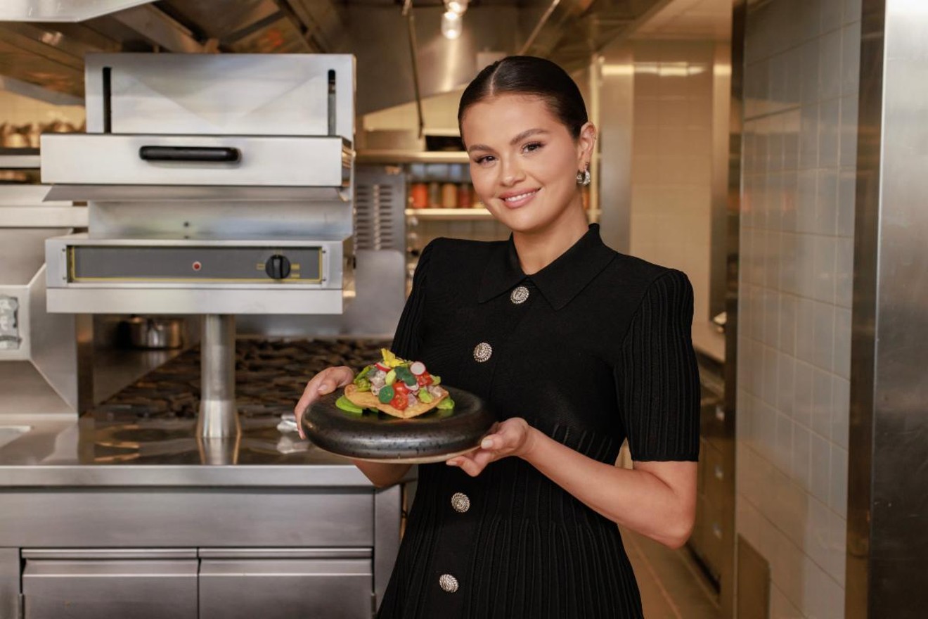 Set your clocks for 7 p.m. May 2 for Selena's newest culinary challenge.