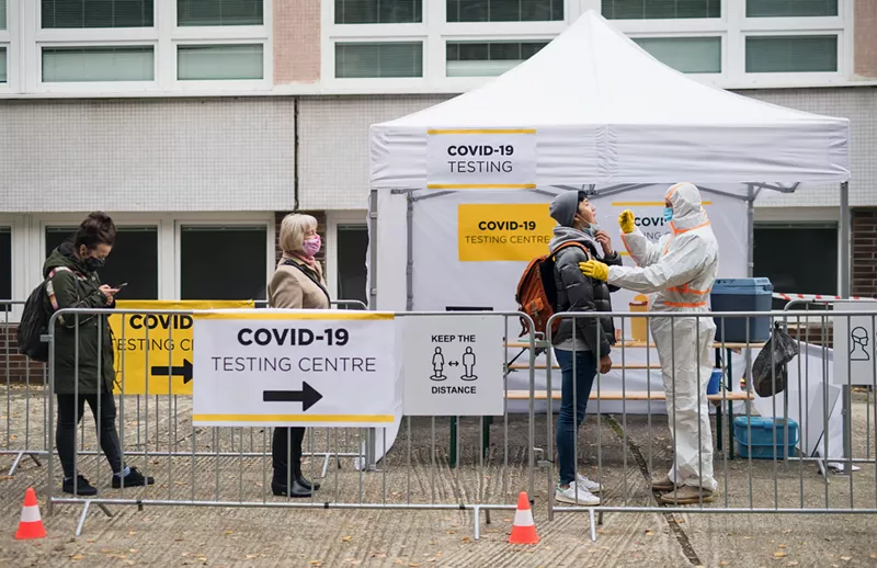 Image: covid testing