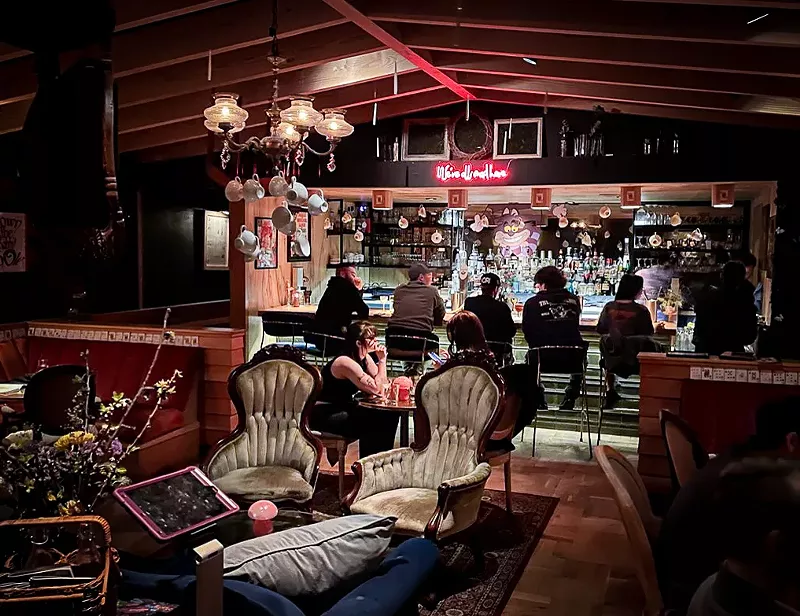 Image: apothecary main room