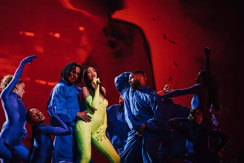 Image: Timing was everything at Dua Lipa's Sunday night show in Dallas.