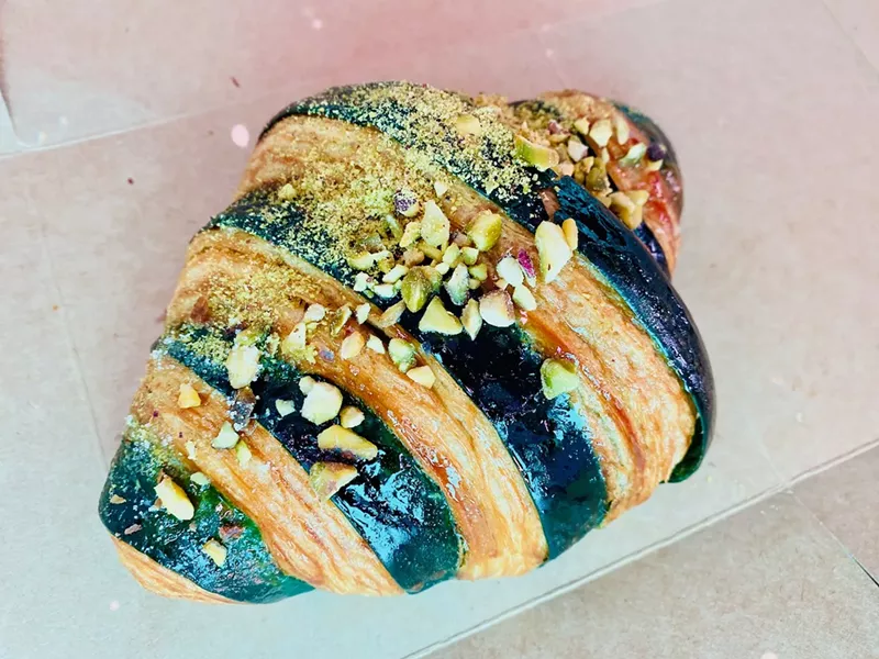 Image: Pistachio croissant