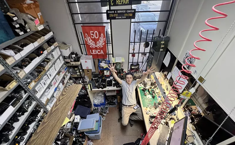 Image: Garland Camera Keeps It Old School