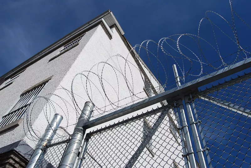 Image: Many Texas prisons do not have air conditioning.