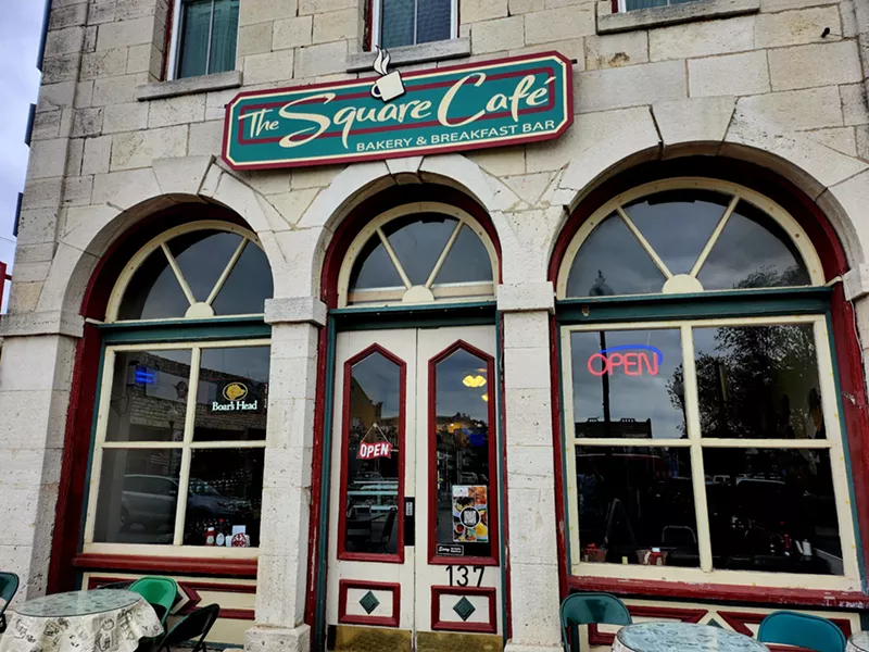 Image: Did the infamous John Wilkes Booth serve drinks here once upon a time?