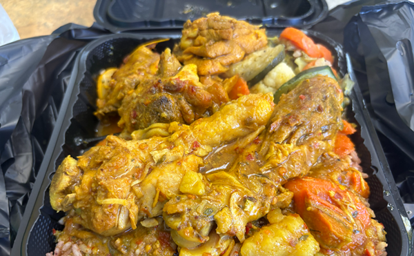 Image: Jamaica Mi Hungry Is an Island Outpost in South Dallas (with Oxtail Eggrolls)