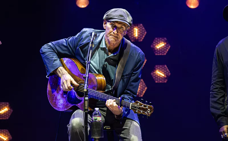 Image: James Taylor's Fort Worth Show Was Sentimental, Shares Stage With Son: Photos