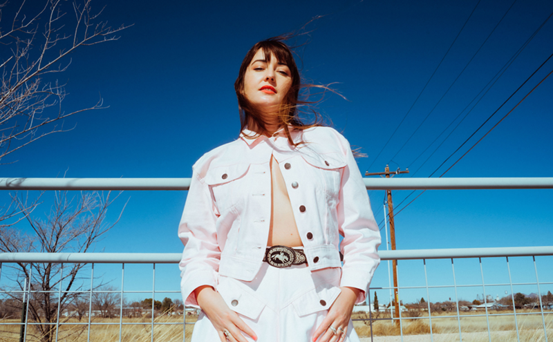 Image: Jess Williamson Feels Like a Visitor in Dallas, Her Local Roots Notwithstanding
