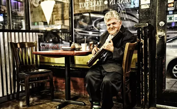 Image: Keyboard Bob, Deep Ellum's Most Beloved Music Fan, Has Died