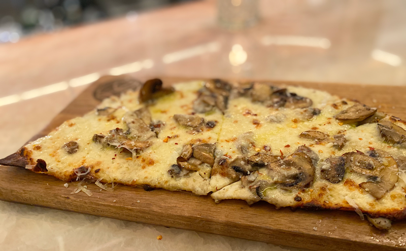 Image: Leela's in Uptown is a Cozy Pizza and Wine Den