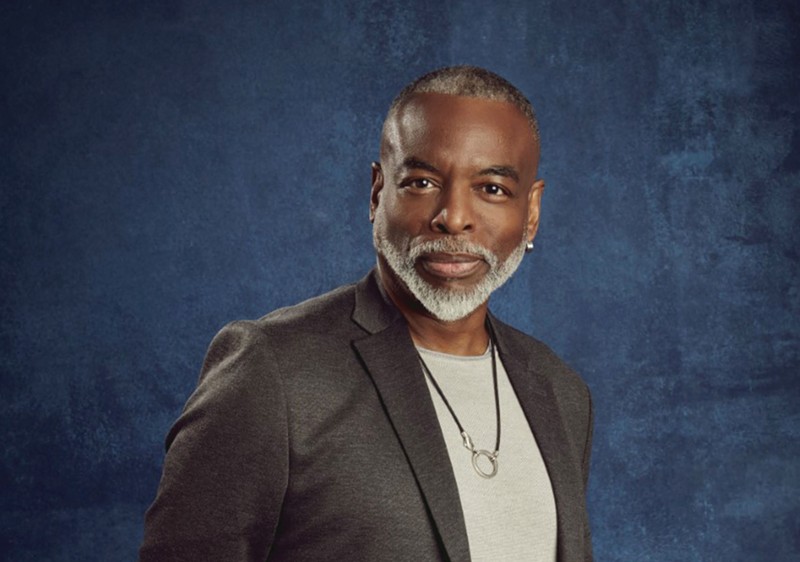 Reading Rainbow Host and Roots Star LeVar Burton Is Coming to