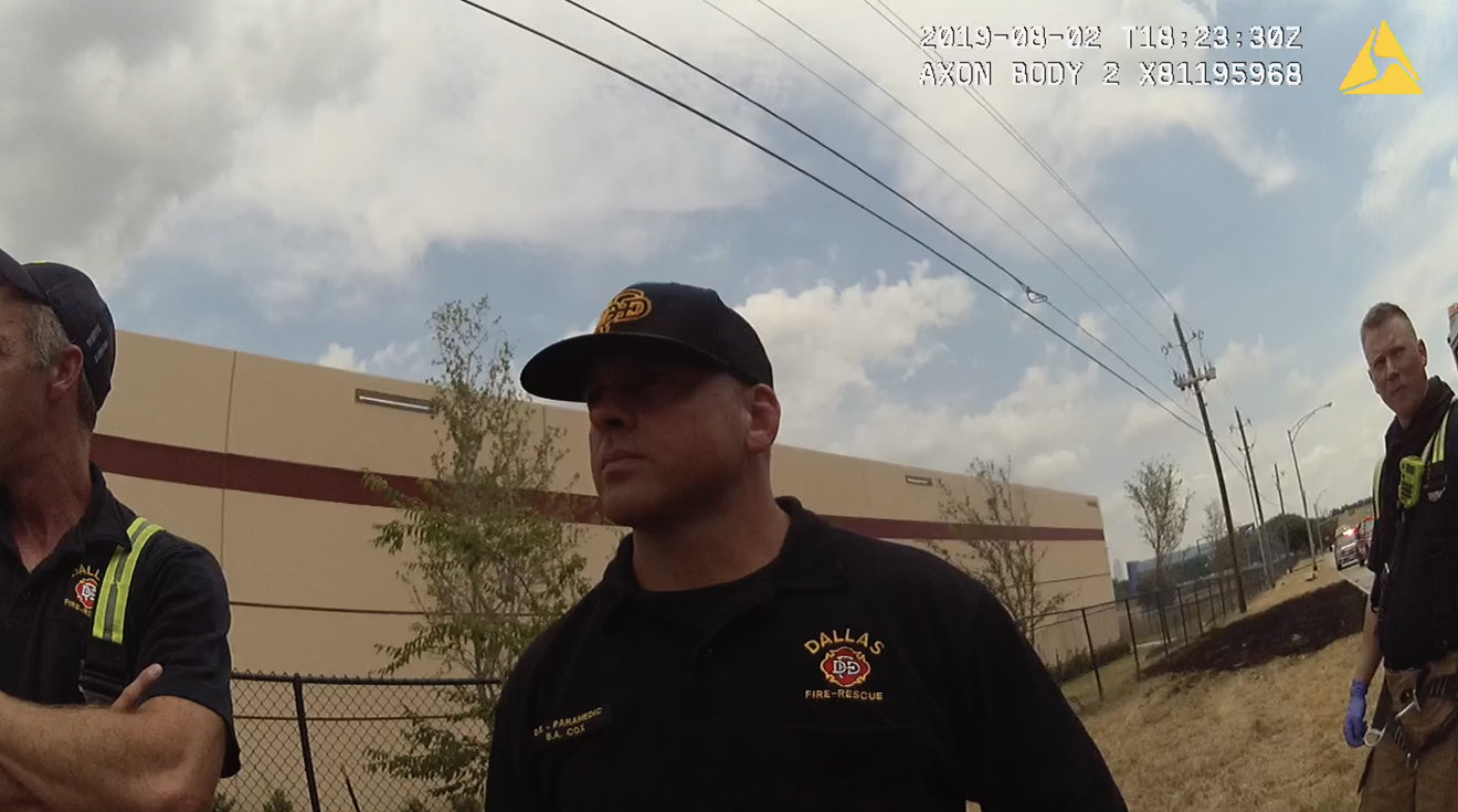 Brad Cox apparently had red marks and swelling on his face caused by Kyle Vess. Another member of Dallas Fire-Rescue suggests Cox caused the marks himself.