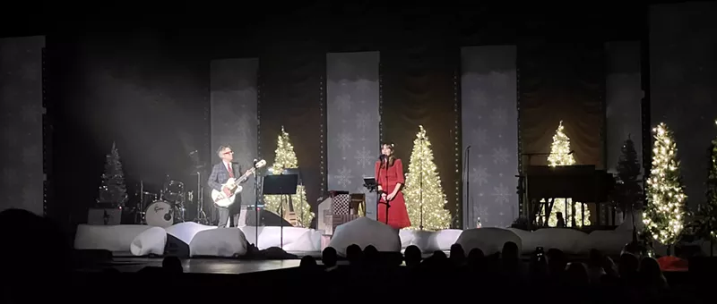 Image: Through technical difficulties, She & Him managed to deliver the holiday goods at their Saturday night Dallas show.