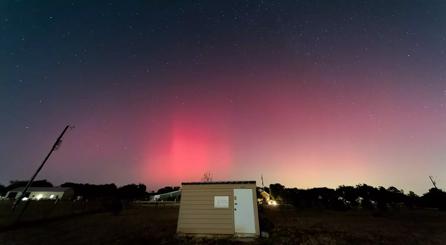 North Texas Northern Lights Captured During Solar Storm
