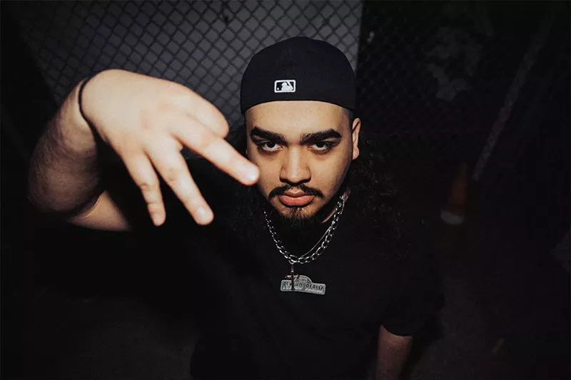 Image: Man holding up a pose