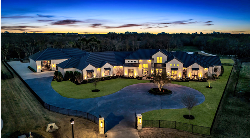 Image: Everything is extra inside Kemp's old home.