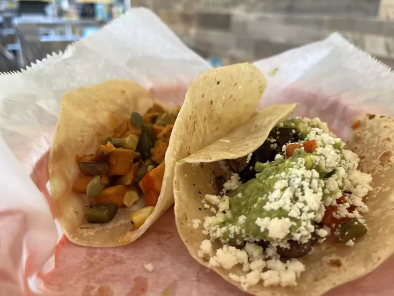 Image: A Papadulce taco and Space Cowboy