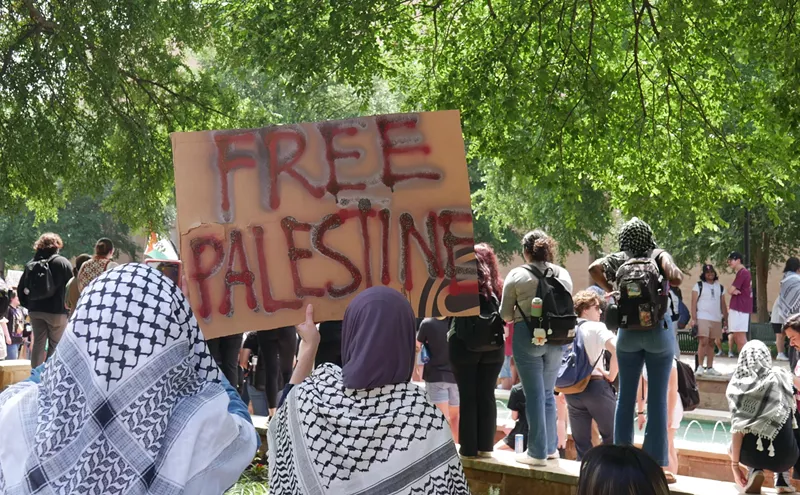 Image: Pro-Palestine Protesters Hold Walkout at UNT, the Latest College to See Protests
