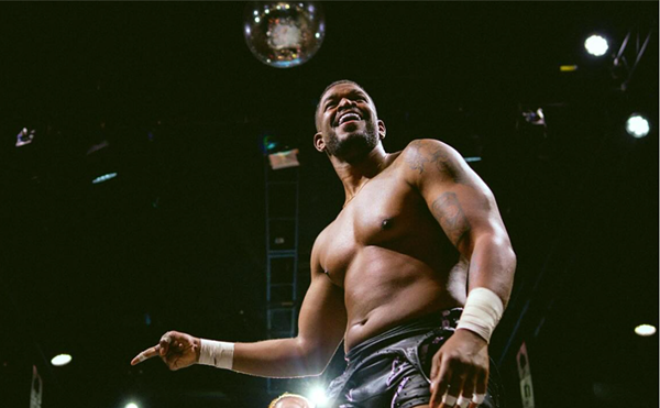 Image: Pro Wrestler Lee Moriarty Debuts Original Paintings at José
