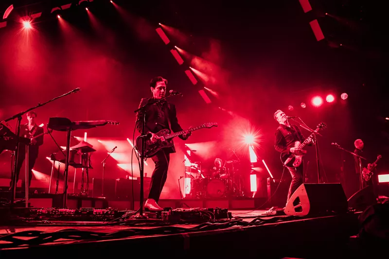 Image: Queens of The Stone Age brought their "End Is Nero" tour to Irving last night
