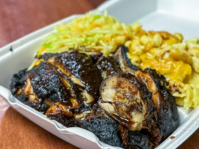 Image: Reggae Wings & Tings is an unpretentious spot in Mesquite offering up decent Jamaican/American cuisine such as jerk chicken