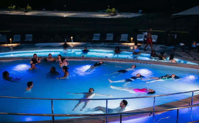 Image: Review: New WorldSprings Spa in The Colony Was More Social Than Serene