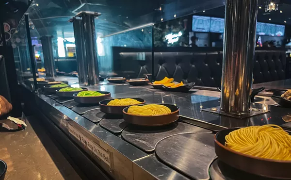 Image: Plano's Revolving Hotpot Spot Is a Must-Try, Here's a Guide for Newbies