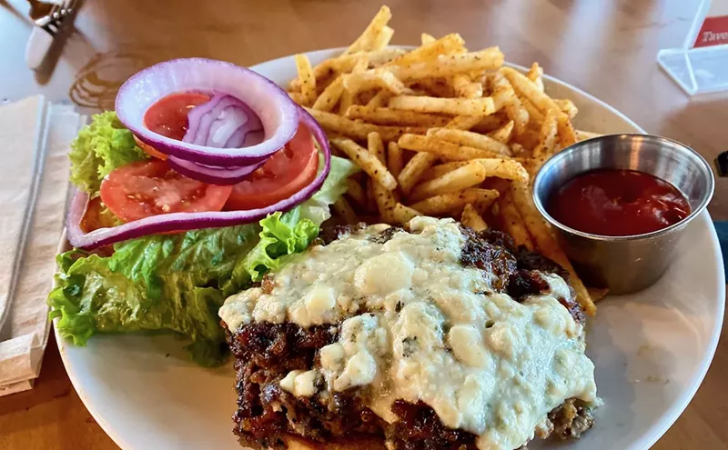 Image: Sylvan Avenue Tavern