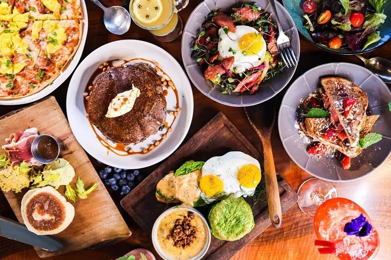 Image: brunch at Encina in Dallas
