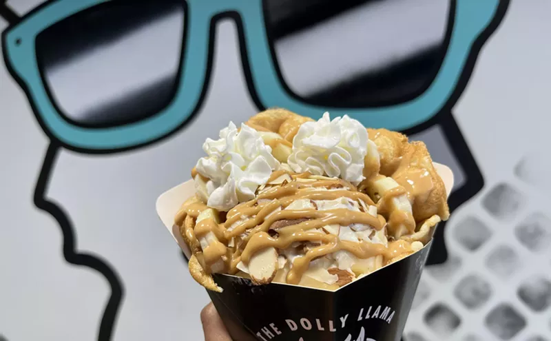 Image: The Dolly Llama Makes its Super Sweet, Cookie-Monster Crazy Dallas Debut
