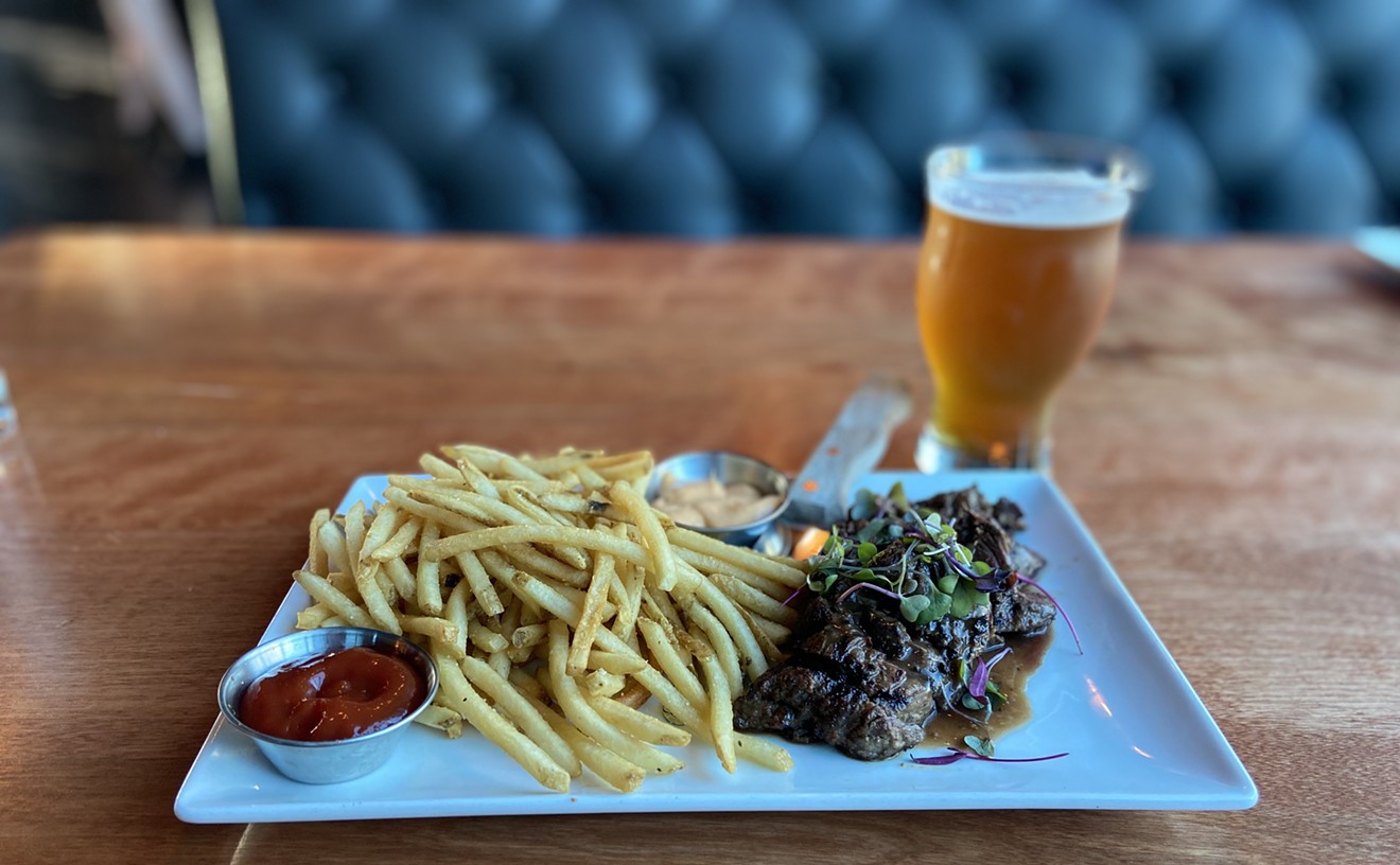 The Elwood BFD Brings Late Night Bites and Pints to McKinney