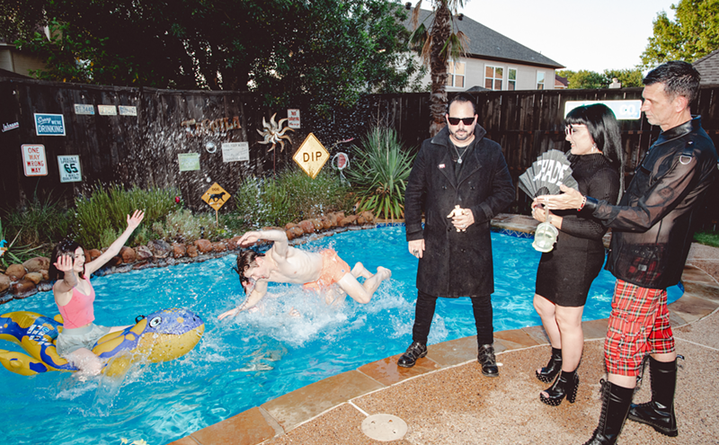 Image: The Goth's Guide To Surviving Texas Summers