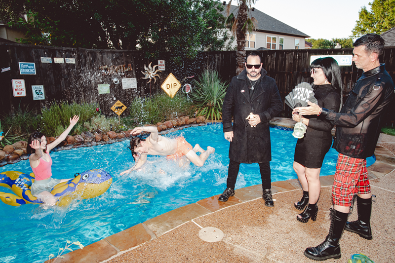 Image: For a goth in the Texas heat, how do you balance self-expression and self-preservation?