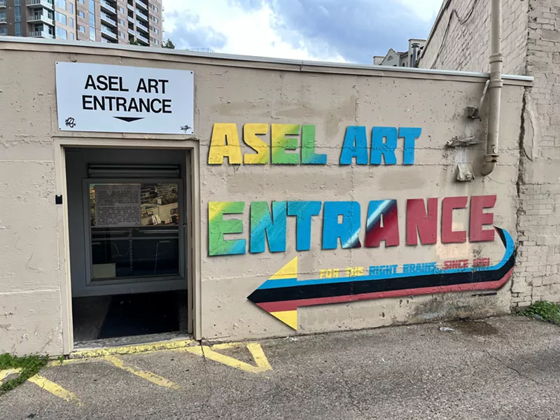 Image: A Dallas staple, Asel Art Supply is closing soon.
