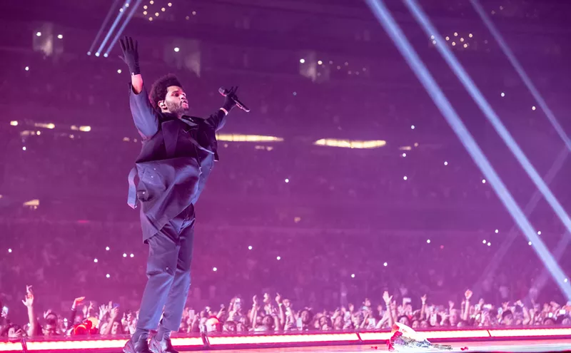 Image: The Weeknd's Sold-Out Dallas Concert Was a Visual Masterpiece