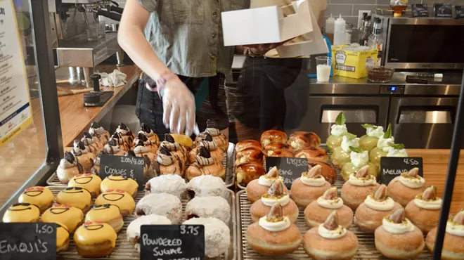 detour doughnuts