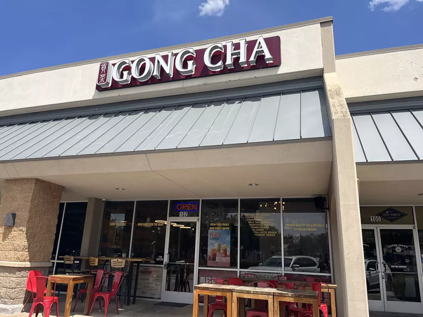 Warm Waffles and Cold Ice Cream We Check Out Gong Cha's Bubble Waffles