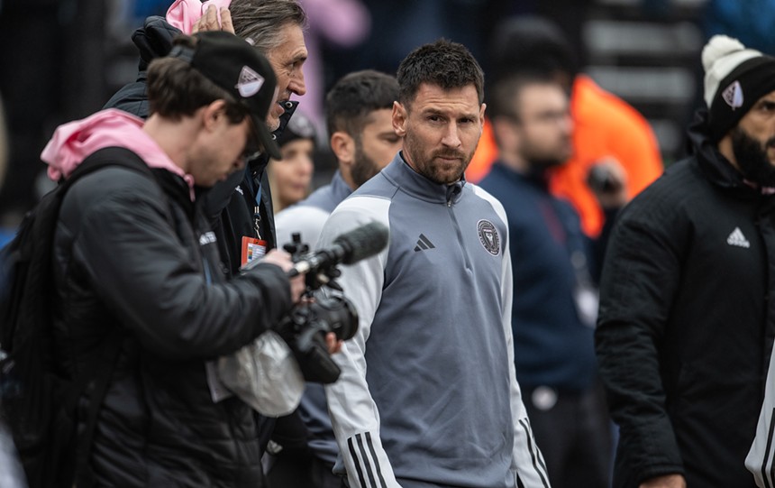 Lionel Messi gets ready for match at the Cotton Bowl in Dallas.