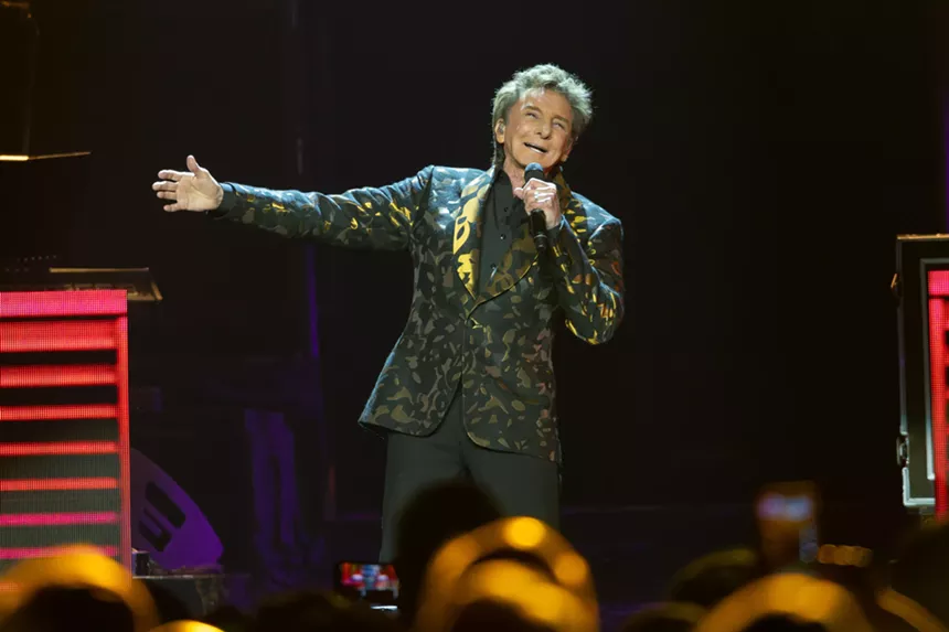 Barry Manilow performing at Dickies Arena in Fort Worth.