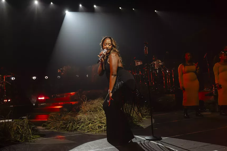 Nigerian-born singer Temas performing at Dallas' South Side Ballroom.