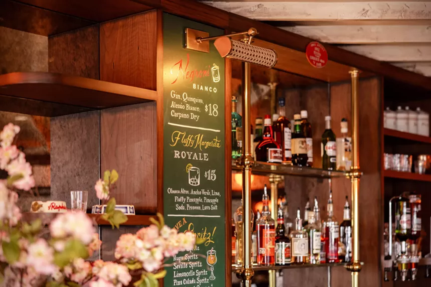 the bar at bar sardein.